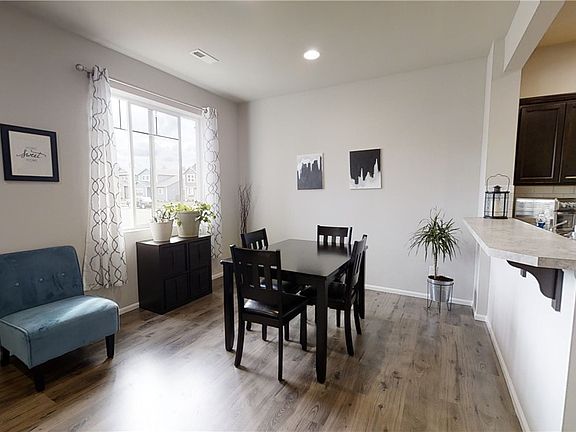 3rd image of 216 Basil Ave