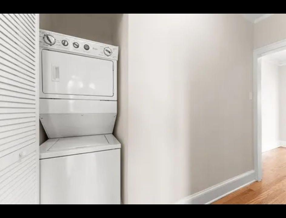 1st image of 3606 W Dickens Ave #3W