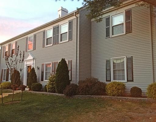 2nd image of 373A New Bedford Ln
