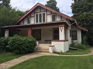 815 Garfield Ave, Rockford, IL 61103