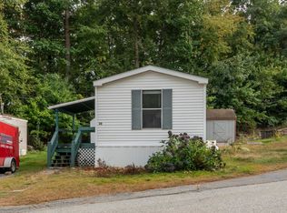 10 Emerald Dr, Merrimack, NH 03054