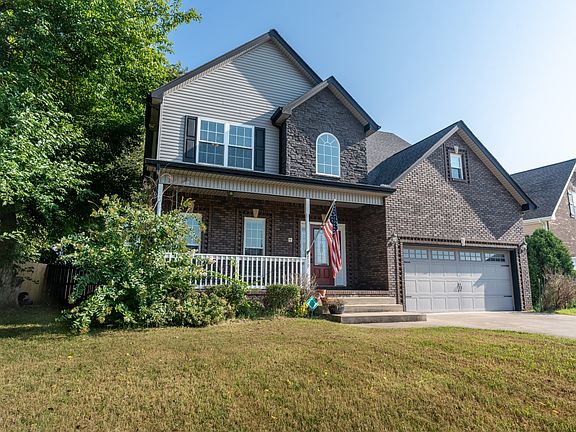 3rd image of 719 Ellie Nat Dr