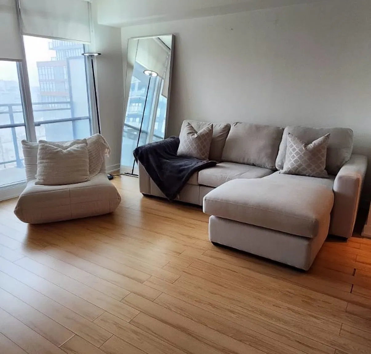 2 bed, $2,575 — Photo 4
