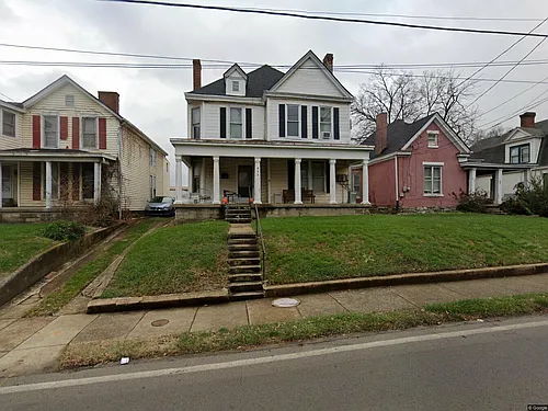 853 W High St Photo 1