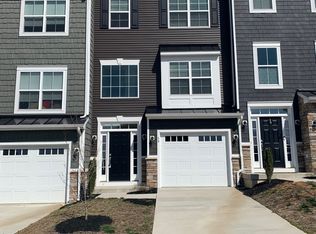 56 Andrews Pl, Fredericksburg, VA 22405