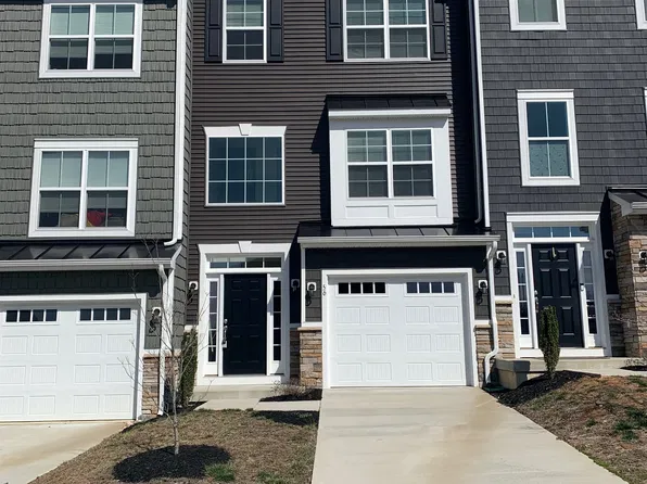 56 Andrews Pl, Fredericksburg, VA 22405