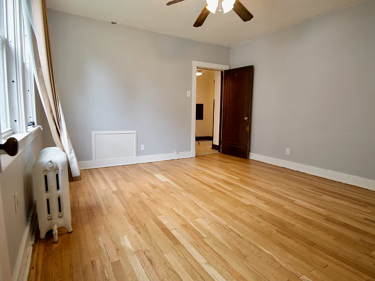 218 Pennsylvania Blvd #1 — Photo 8