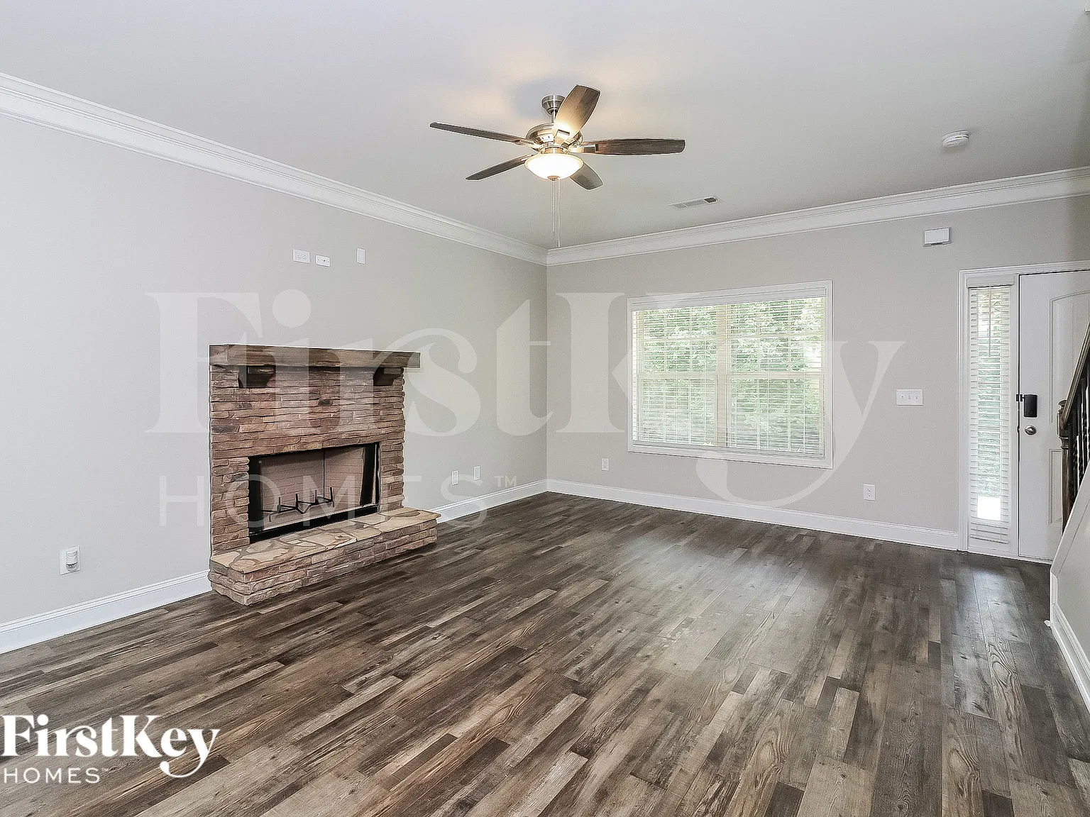 3 bed, 2.5 bath, 1910 sqft, $1,920 — Photo 4