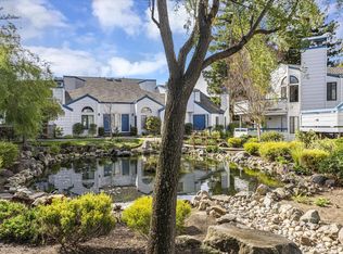 248 Walker Dr APT 4, Mountain View, CA 94043