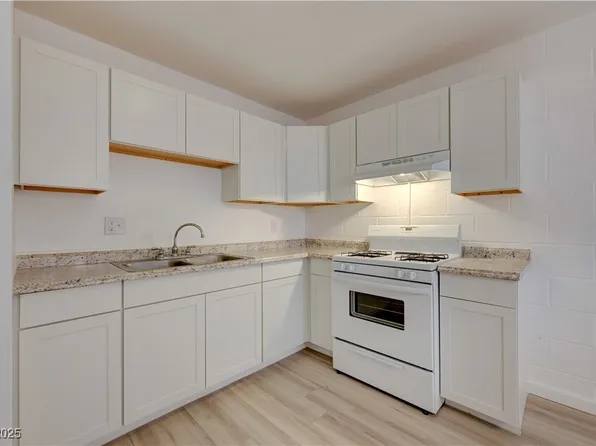 700 E Nelson Ave APT D, North Las Vegas, NV 89030