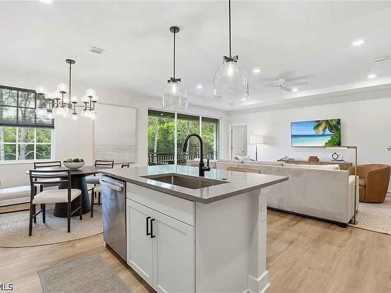 26380 Coco Cay Cir — Photo 16