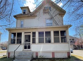 32 Chestnut Ave, Cranston, RI 02910