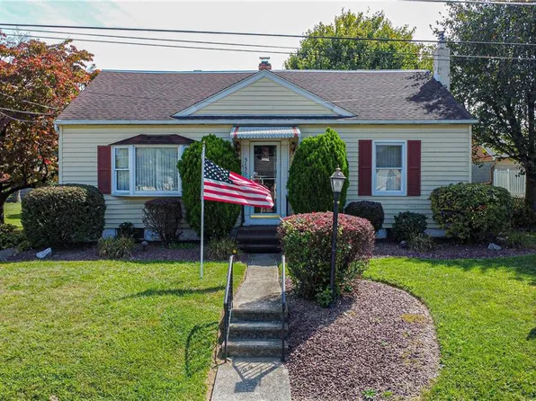 5150 Grant Ave, Whitehall, PA 18052