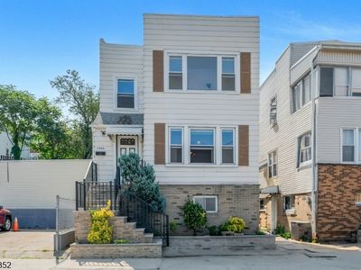 7506 Cottage Ave, North Bergen, NJ, 07047