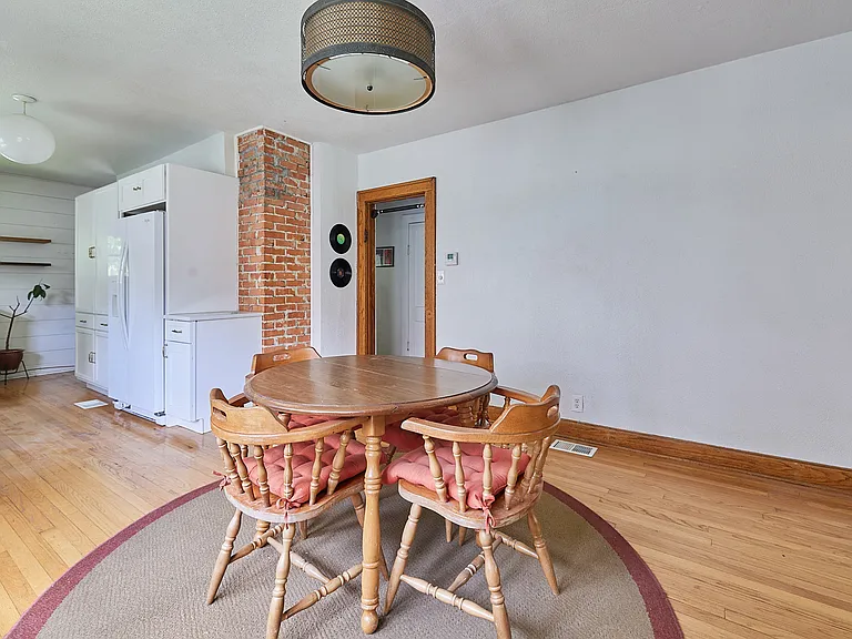 4148 State Line Rd — Photo 13
