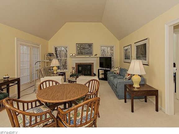 4th image of 160 Pheasant Run Dr #C2