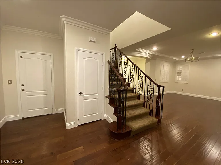 9337 Outer Banks Ave — Photo 32