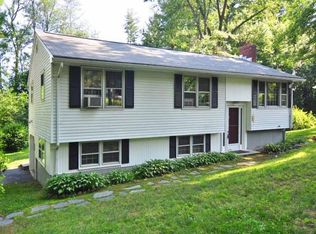 21 Fern Hollow Dr, Granby, CT 06035