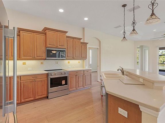 3rd image of 1117 Mill Pond Ct