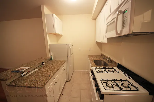 Rented by Kings Court Real Estate | media 5