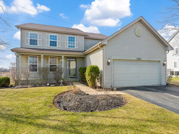 2062 S Jonathan Dr, Round Lake, IL 60073