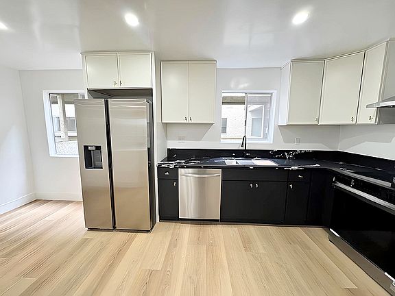 5th image of 605 San Vicente Blvd #987b99917