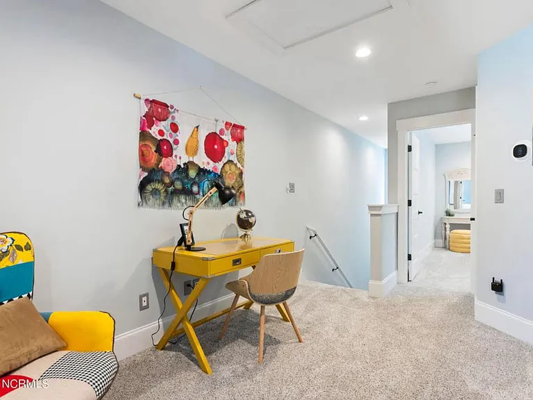 529 Spencer Farlow Dr #B — Photo 15