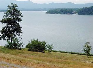 436 Trotline Rd, Dandridge, TN 37725