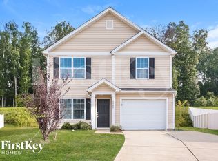 6505 Shadwell Ct, Whitsett, NC 27377