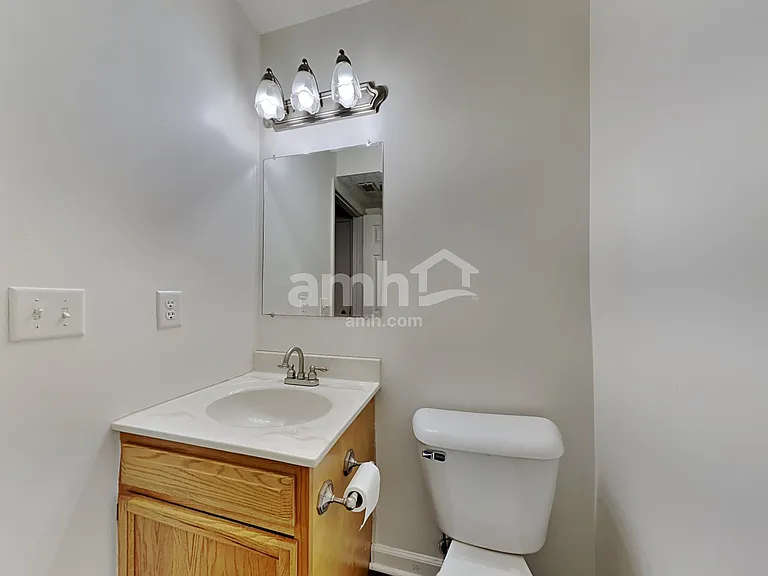 4645 Bluejay Ct — Photo 9