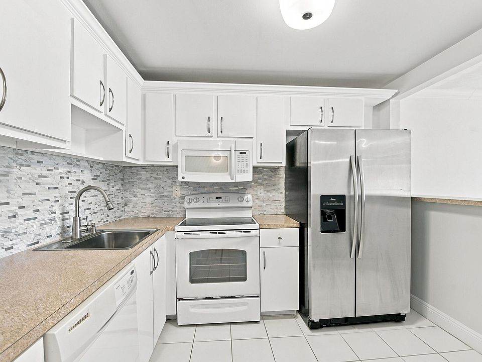 1st image of 9300 SW 8th Street #219