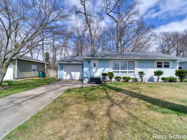 1760 Leif Ave, Muskegon, MI 49441
