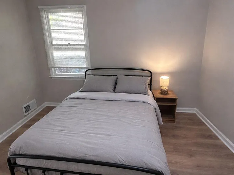 237 E Simon Ter NW #8 — Photo 2