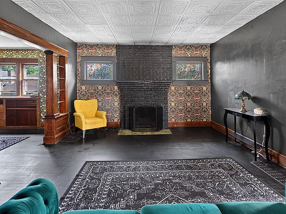 3rd image of 634 Goodwin St