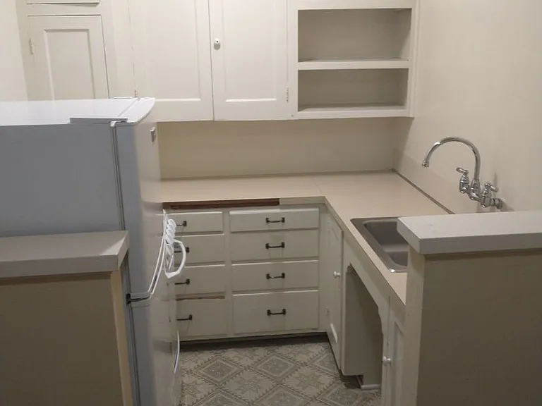 Varick Apartments — Photo 18