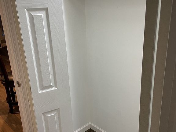 4th image of 30-32 Carman St #4