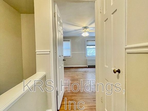 3rd image of 2809 16th Rd S APT A
