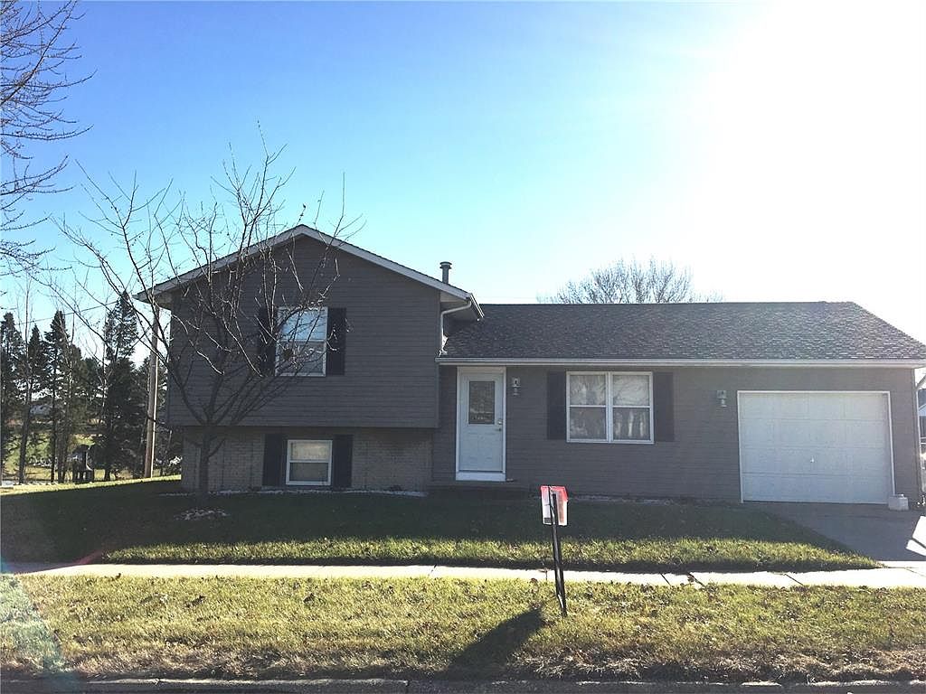 622 Crestview Dr, Mechanicsville, IA 52306 Zillow
