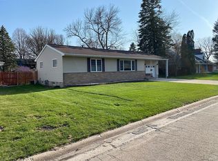 912 2nd Ave NE, Clarion, IA 50525