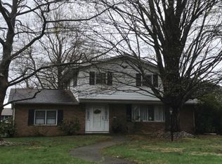 5077 Hampshire Rd, Center Valley, PA 18034