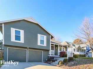 10050 N Central St, Kansas City, MO 64155