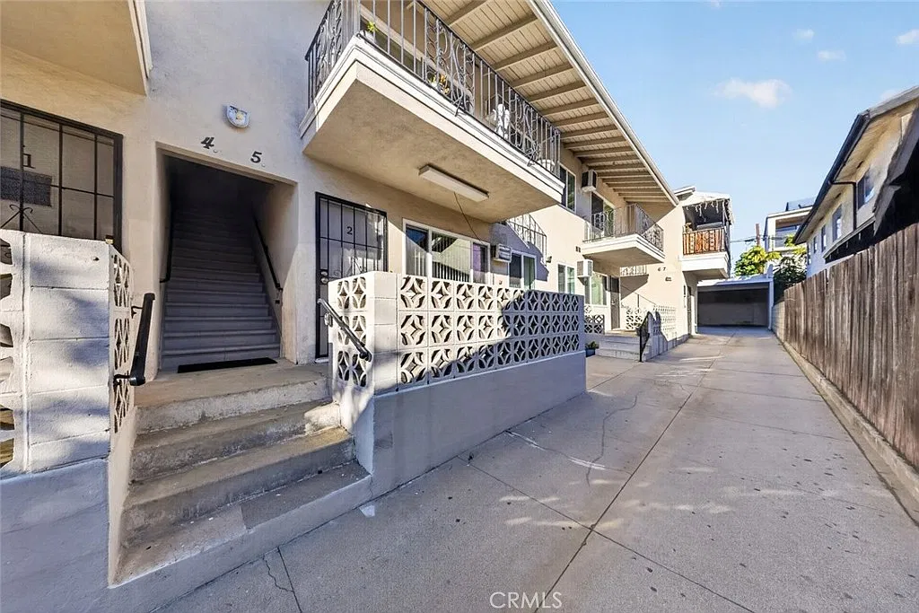 1 bed, 600 sqft, $1,800 — Photo 3