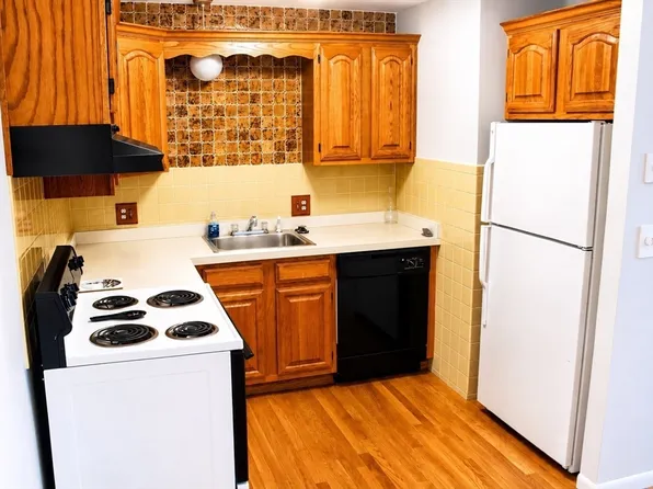 295 Main St, Reading, MA