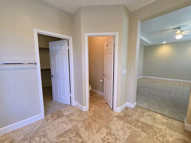 1406 Yukon St — Photo 45