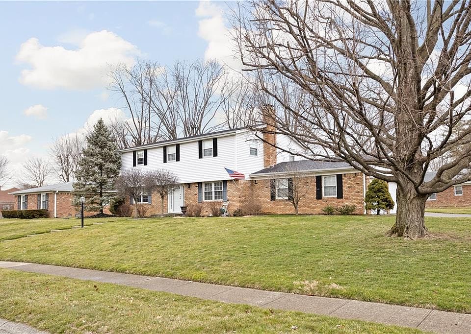 2nd image of 6855 Castle Manor Dr