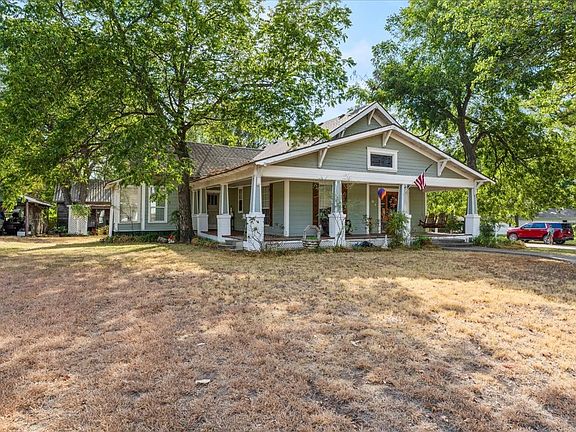 4th image of 707 N Magnolia Ave
