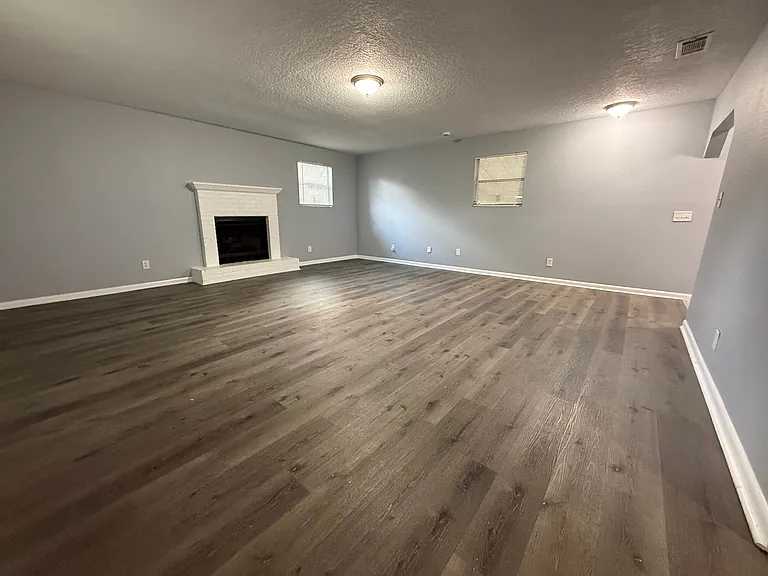 2739 King Cole Dr — Photo 6