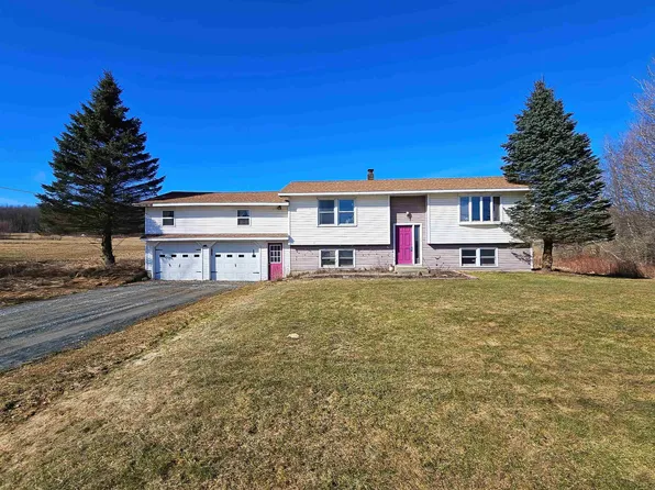 1219 King Road, Berkshire, VT 05450