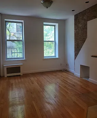 Rented by CitySites Real Estate Group | media 2