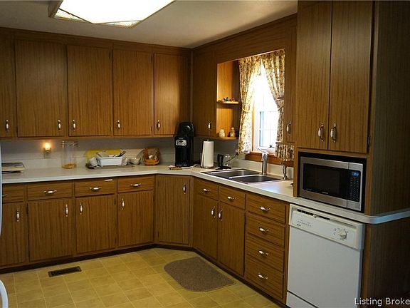 5th image of 105 Mahuron Drive